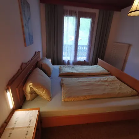 Farm stay Biohof Loefferl Taxenbach