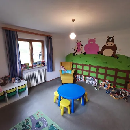 Biohof Loefferl Farm stay *